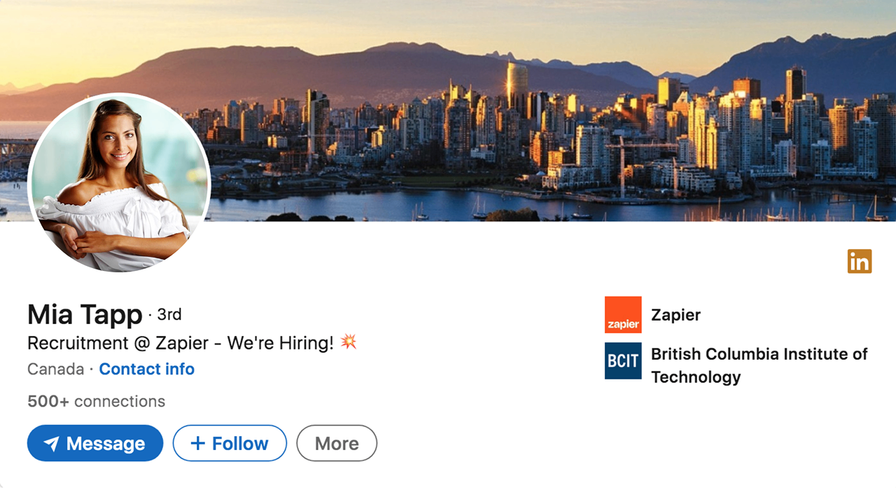 Design your own professional LinkedIn background photo