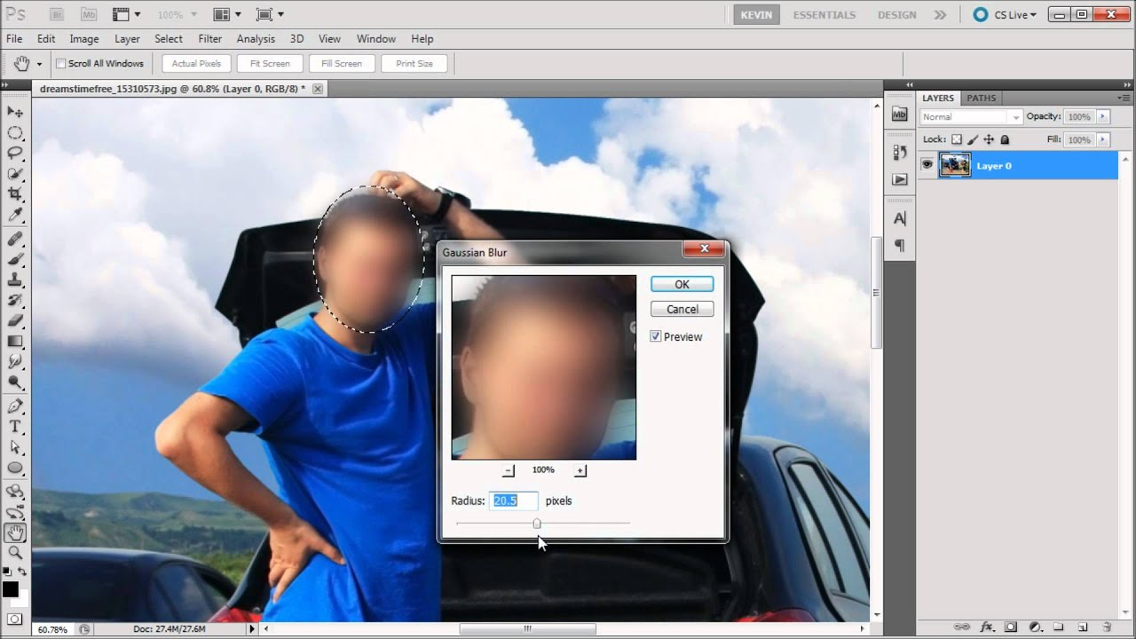 Interface of Adobe Photoshop - the best way to blur face photo