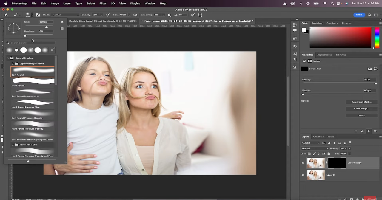  Interface showing how to blur a photo in Photoshop using the brush tool
