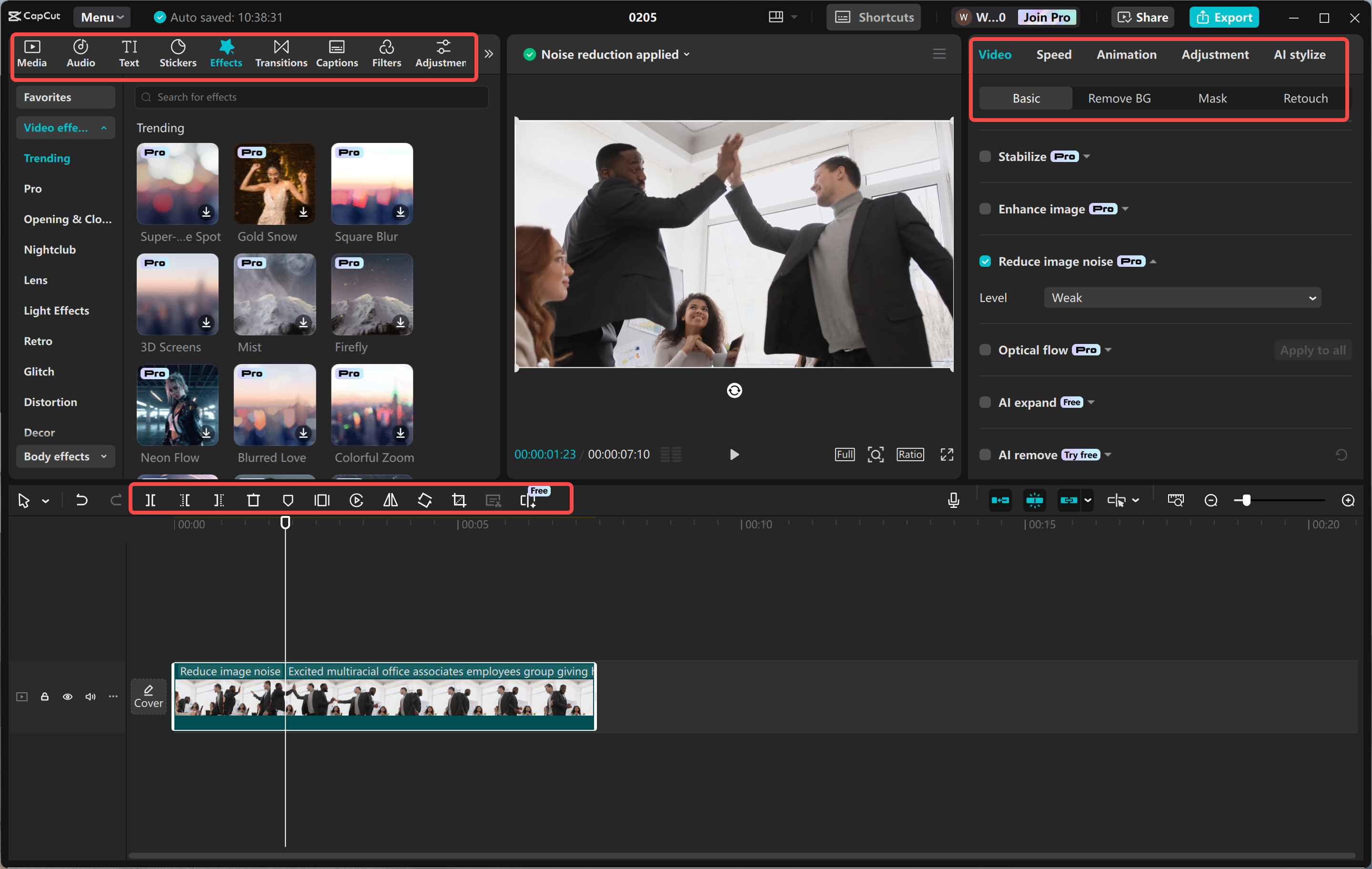 Bearbeiten und Anpassen eines Unternehmensvideos im CapCut Desktop-Video-Editor