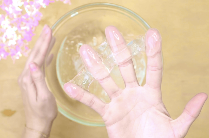 Jenis slime yang ditampilkan dalam ASMR shorts-Clear slime
