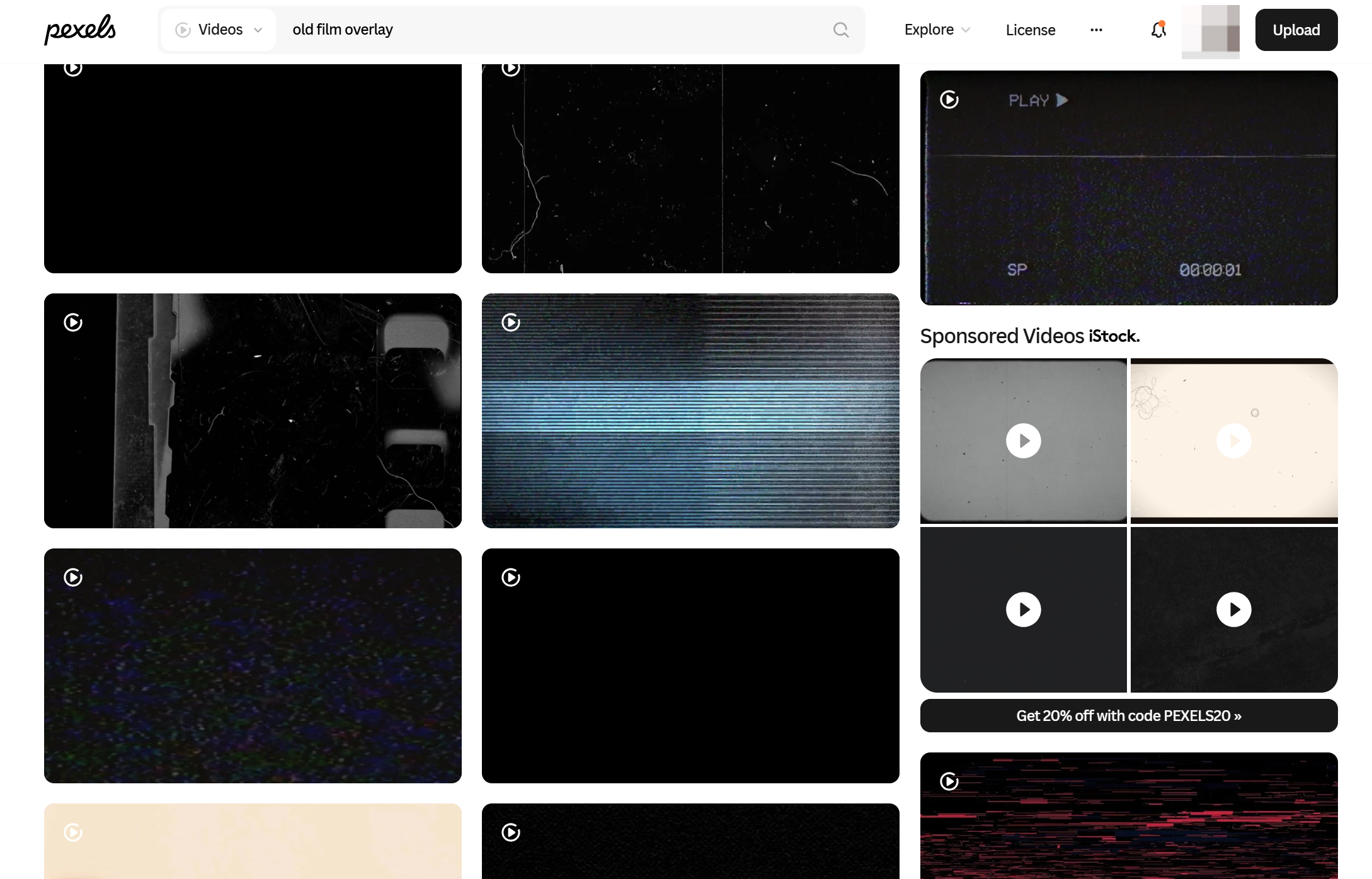 Interface of Pexels - the perfect way to download damage film overlays