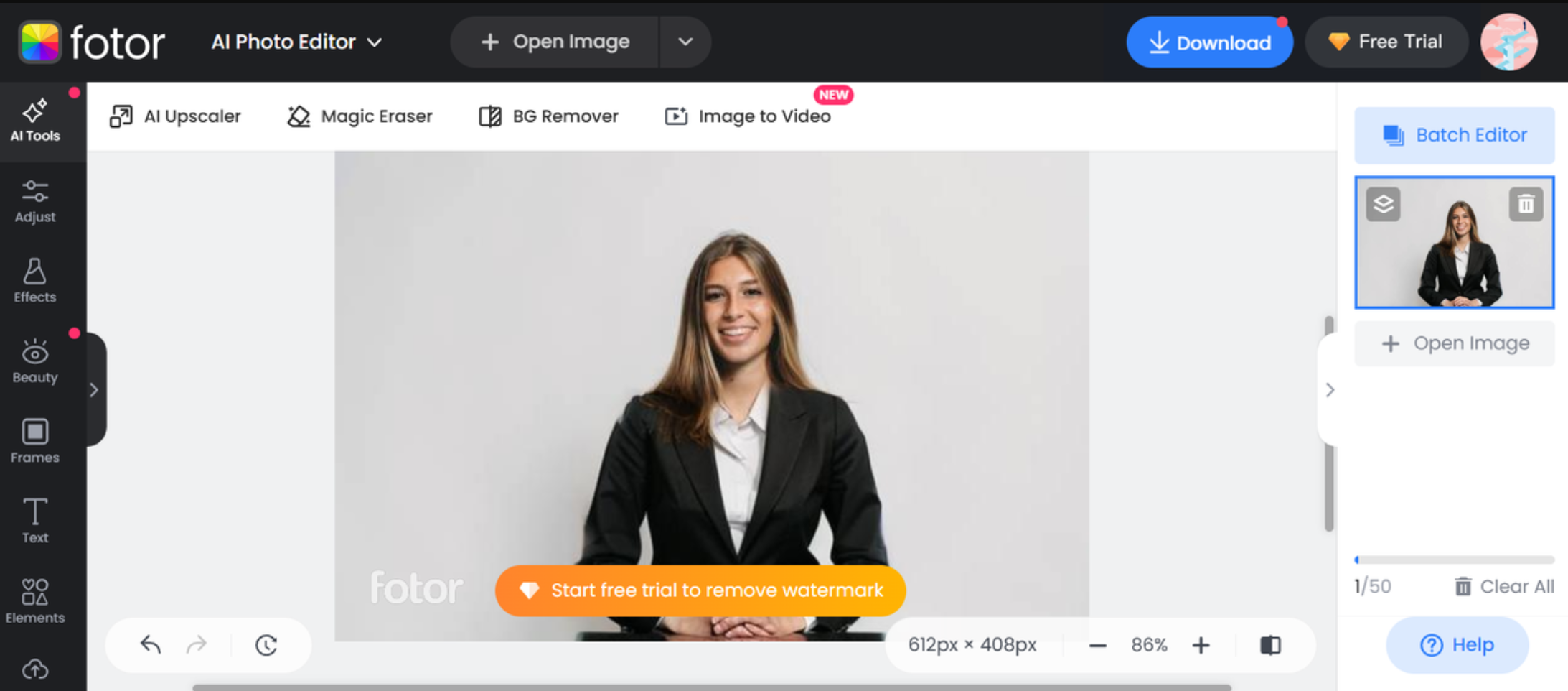 Mặc áo blazer lên ảnh trực tuyến miễn phí